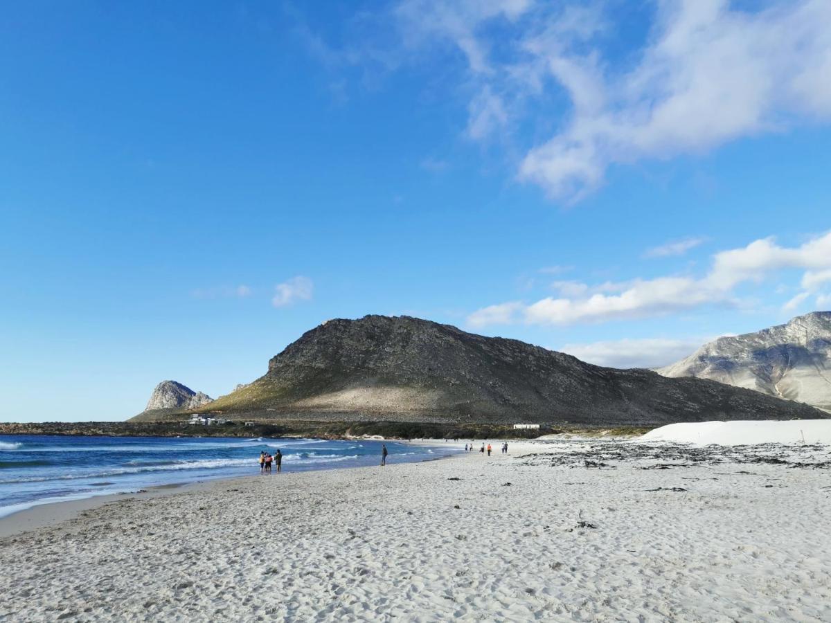Beachcomber Overnight Stay Pringle Bay - Not Self-Catering מראה חיצוני תמונה