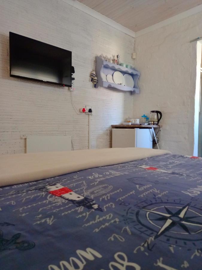 Beachcomber Overnight Stay Pringle Bay - Not Self-Catering מראה חיצוני תמונה